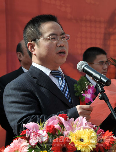 安徽新華電腦專修學(xué)院張明院長講話